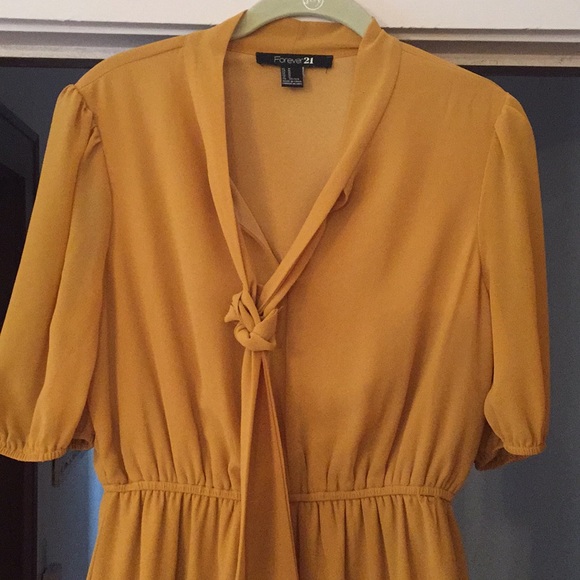 Forever 21 dress - Picture 3 of 4